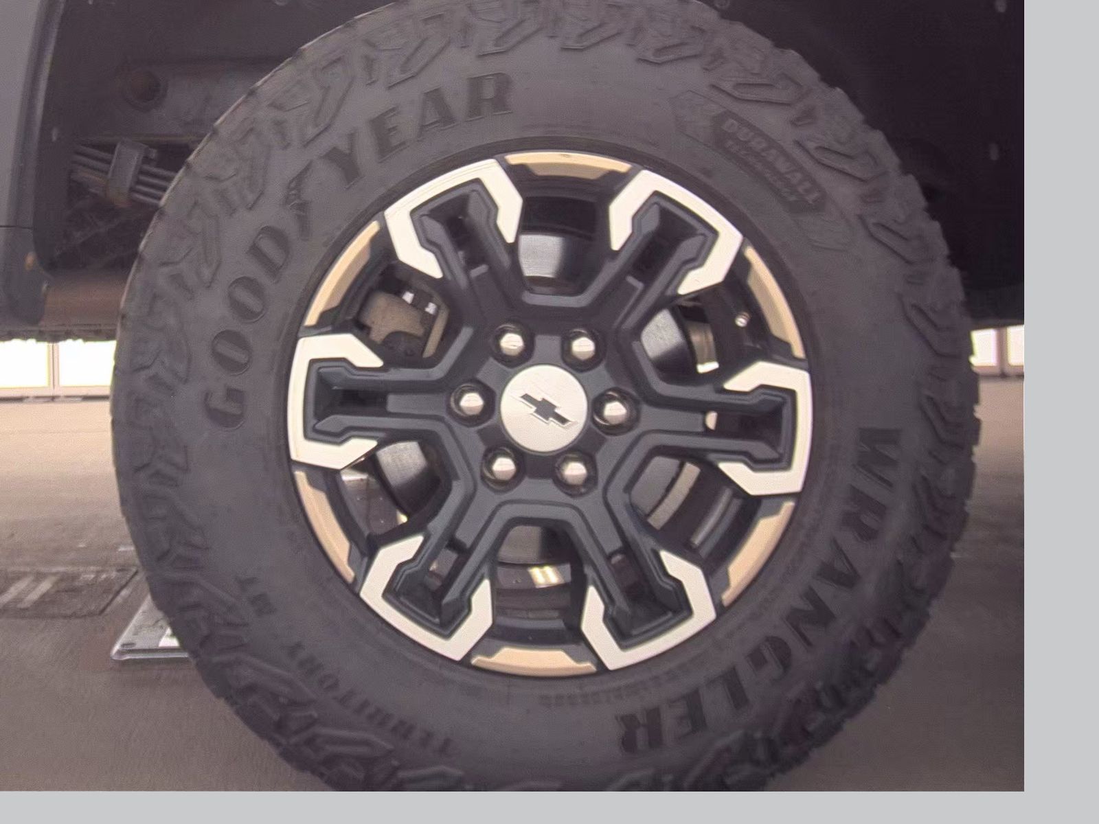2023 Chevrolet Silverado 1500 ZR2 AWD