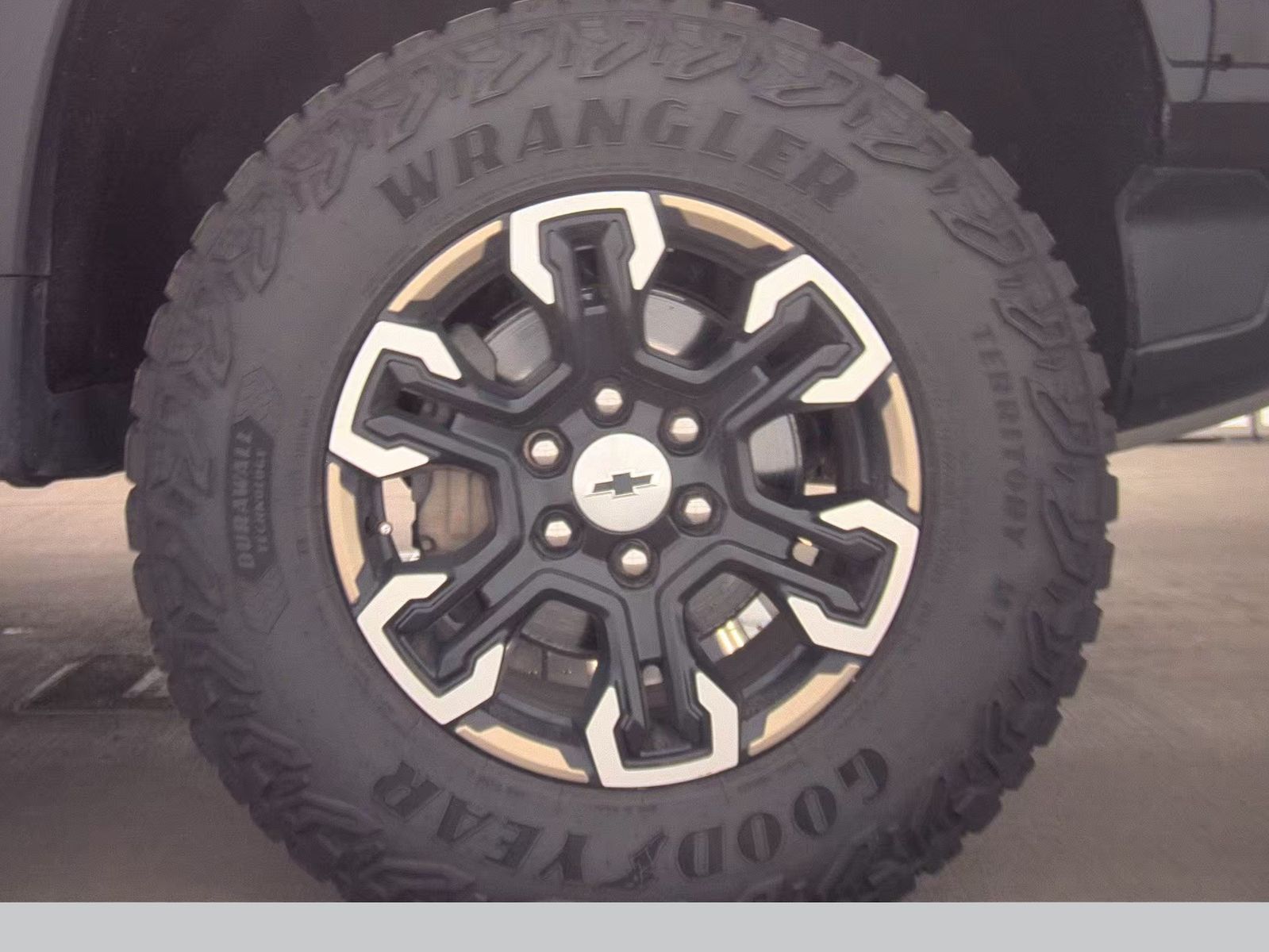 2023 Chevrolet Silverado 1500 ZR2 AWD