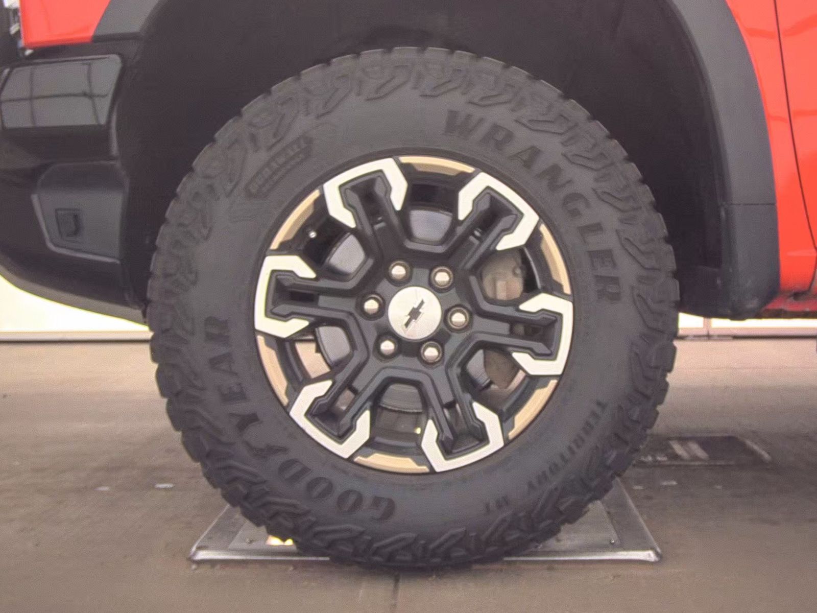2023 Chevrolet Silverado 1500 ZR2 AWD