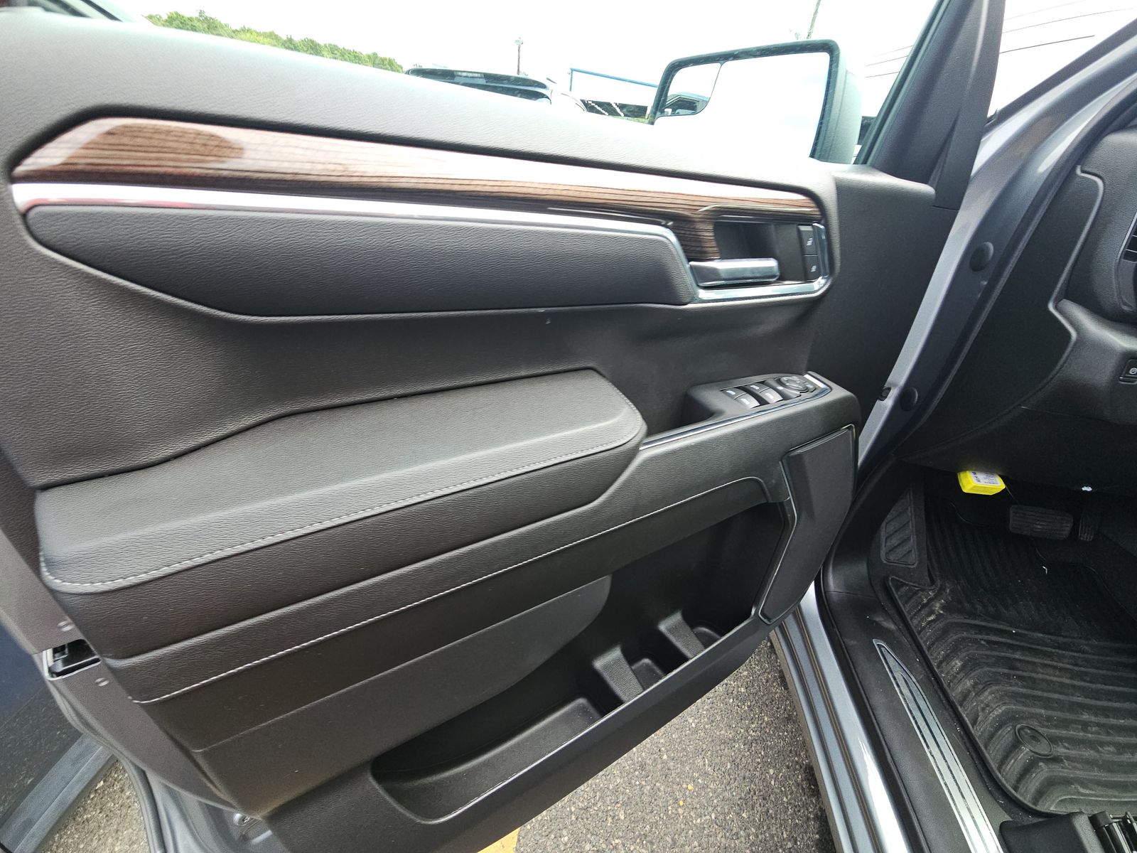 2023 Chevrolet Silverado 1500 LT AWD