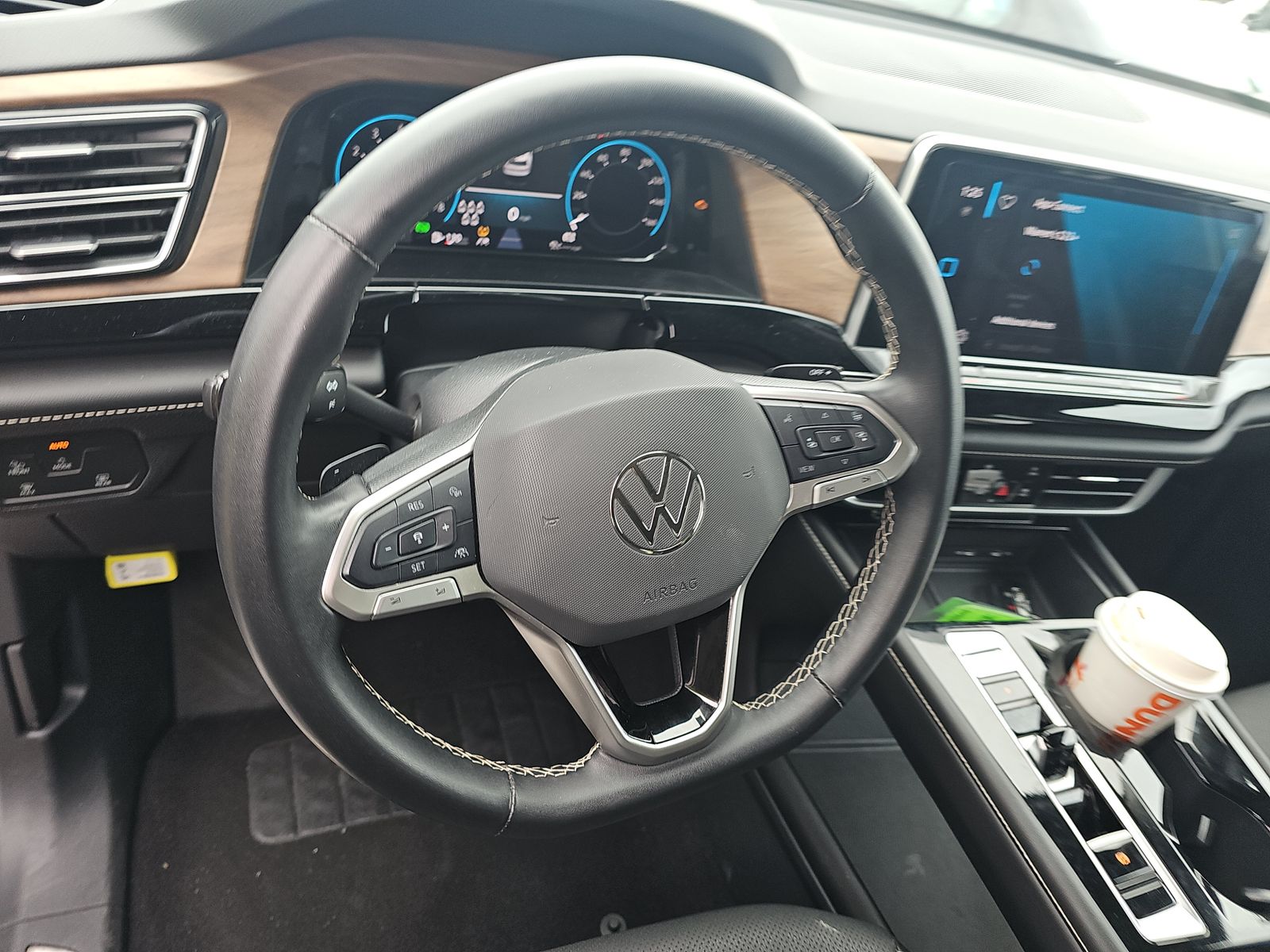 2024 Volkswagen Atlas 2.0T SE AWD