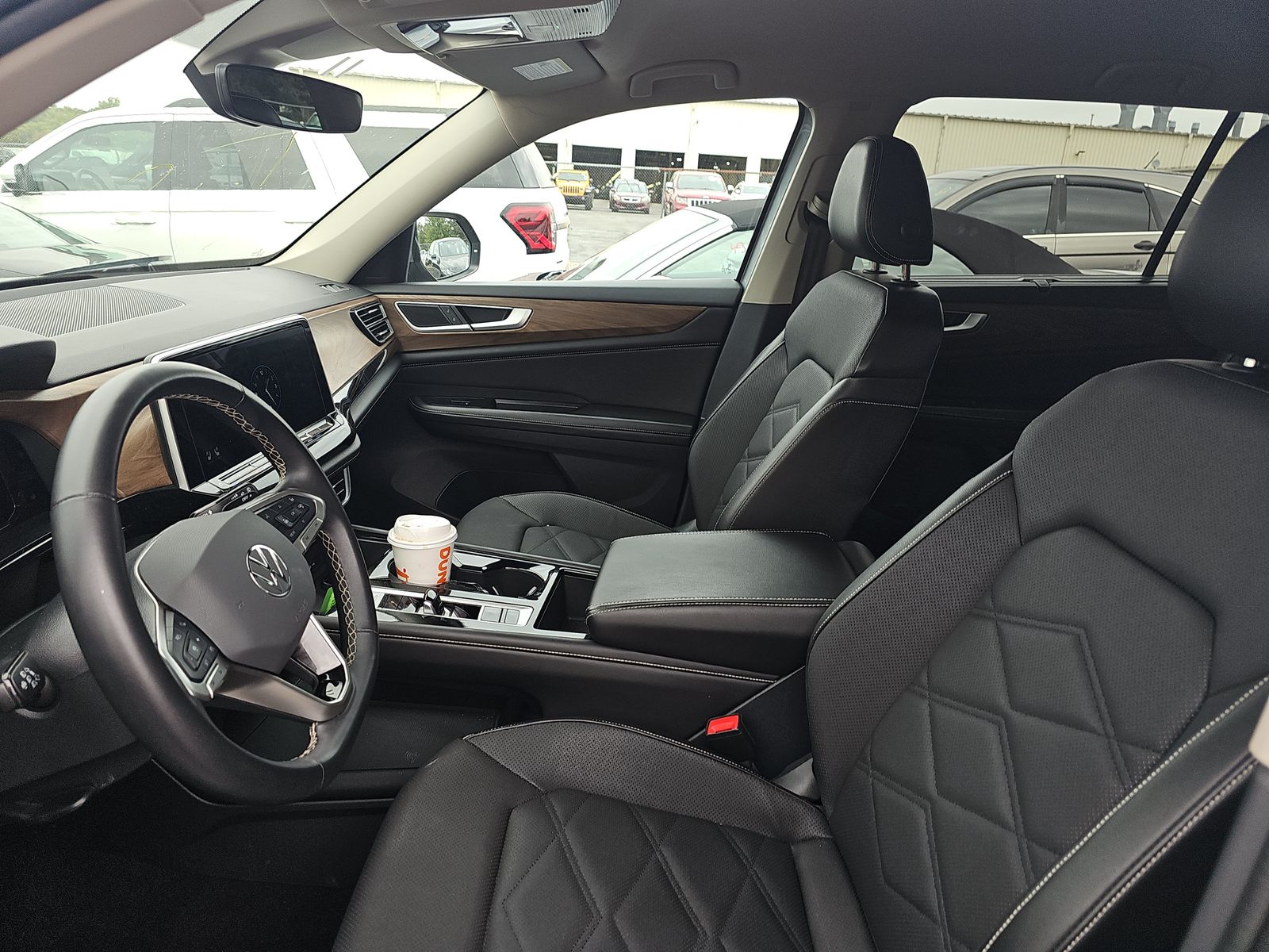 2024 Volkswagen Atlas 2.0T SE AWD