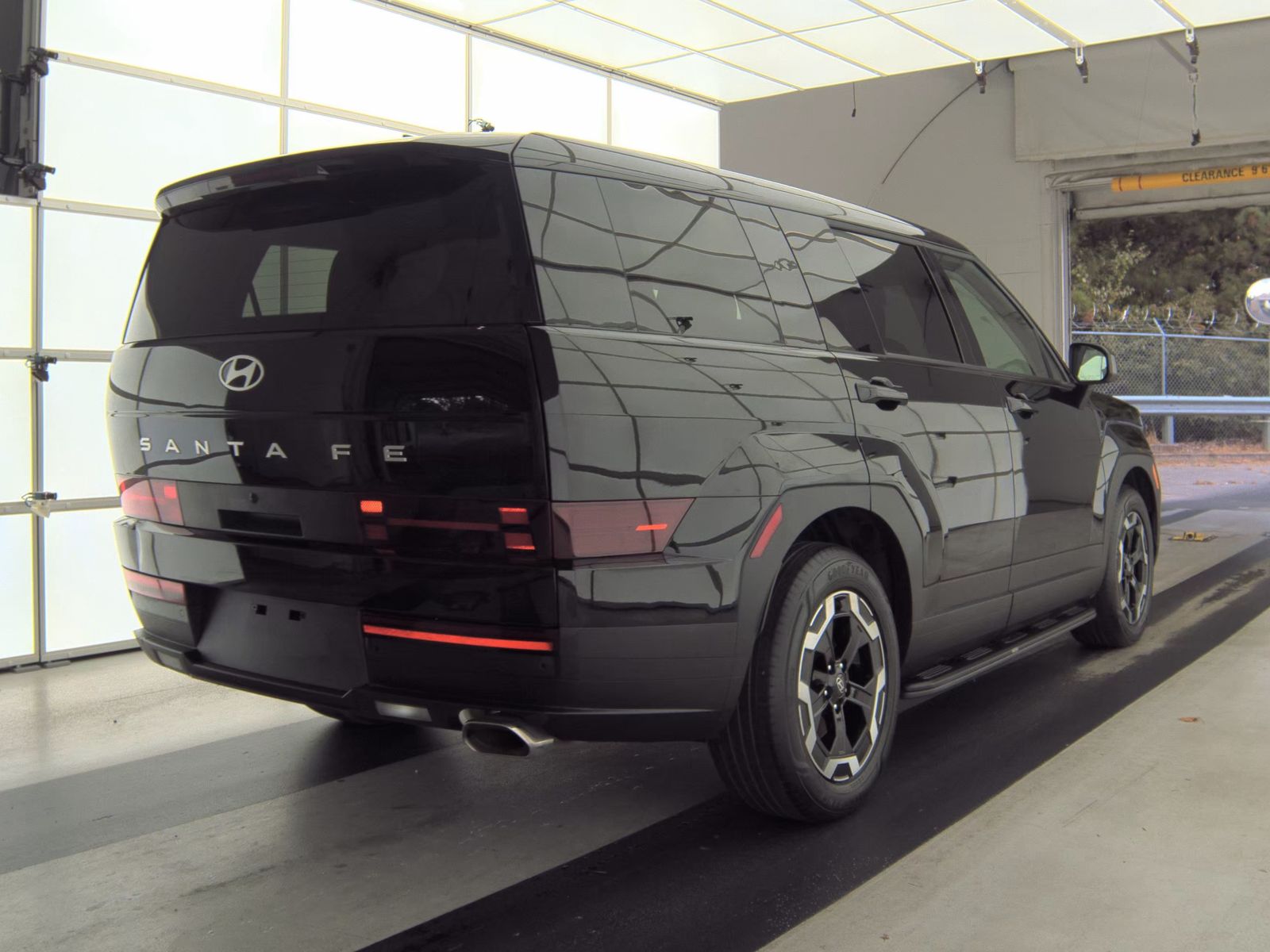 2025 Hyundai Santa Fe SE FWD