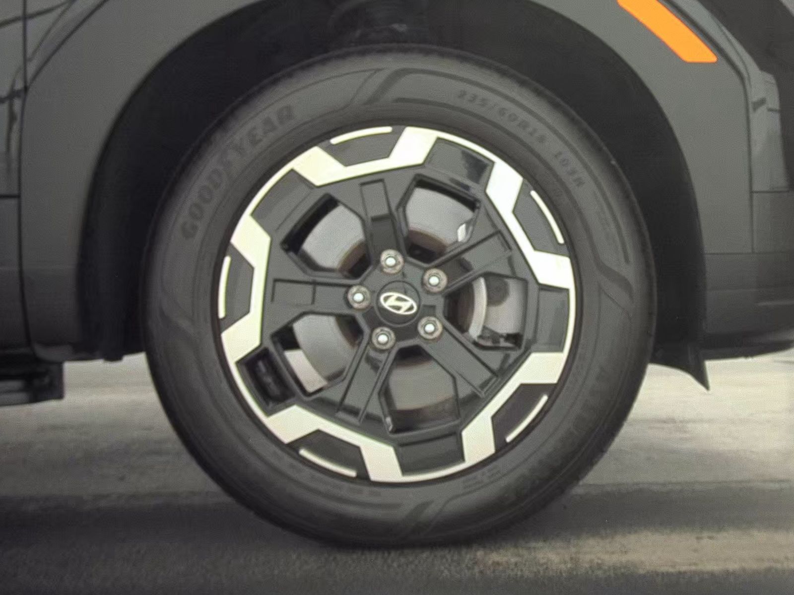 2025 Hyundai Santa Fe SE FWD