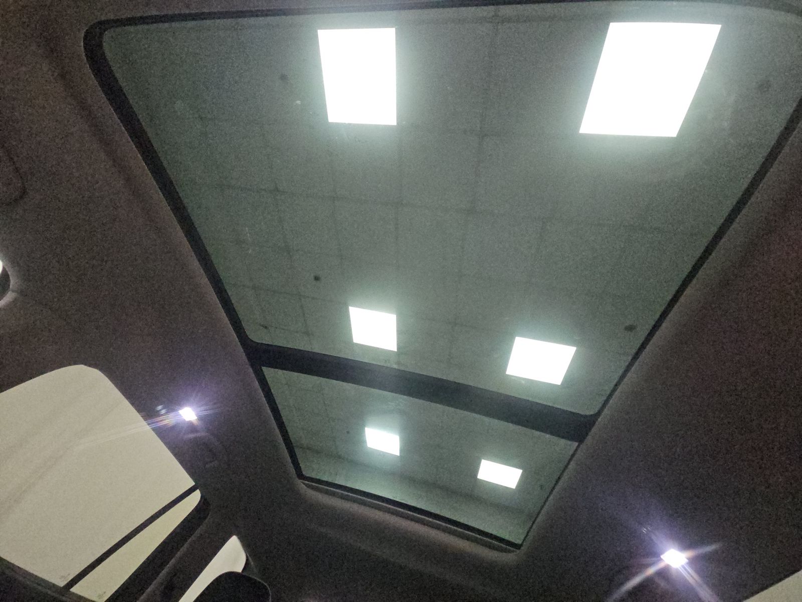 2025 Volkswagen Atlas 2.0T SEL Premium R-Line AWD