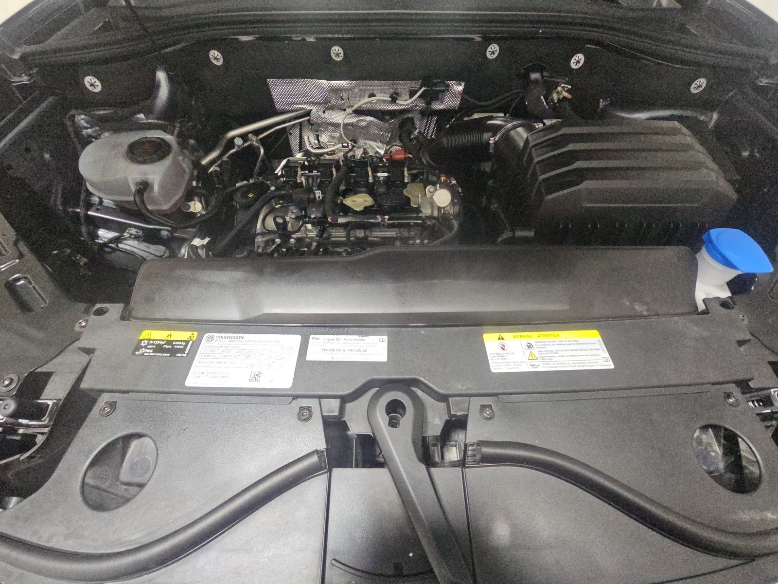 2025 Volkswagen Atlas 2.0T SEL Premium R-Line AWD