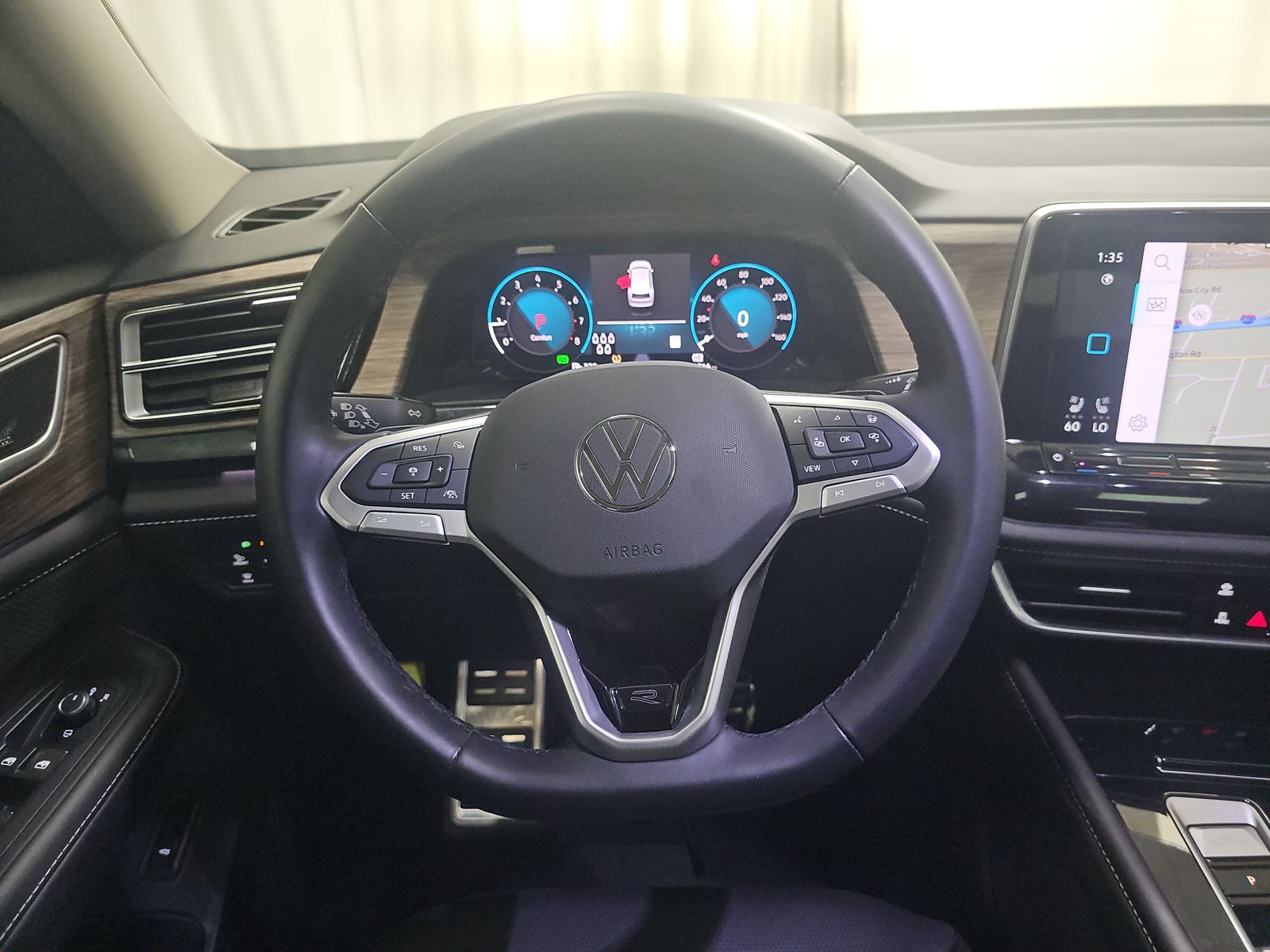 2025 Volkswagen Atlas 2.0T SEL Premium R-Line AWD