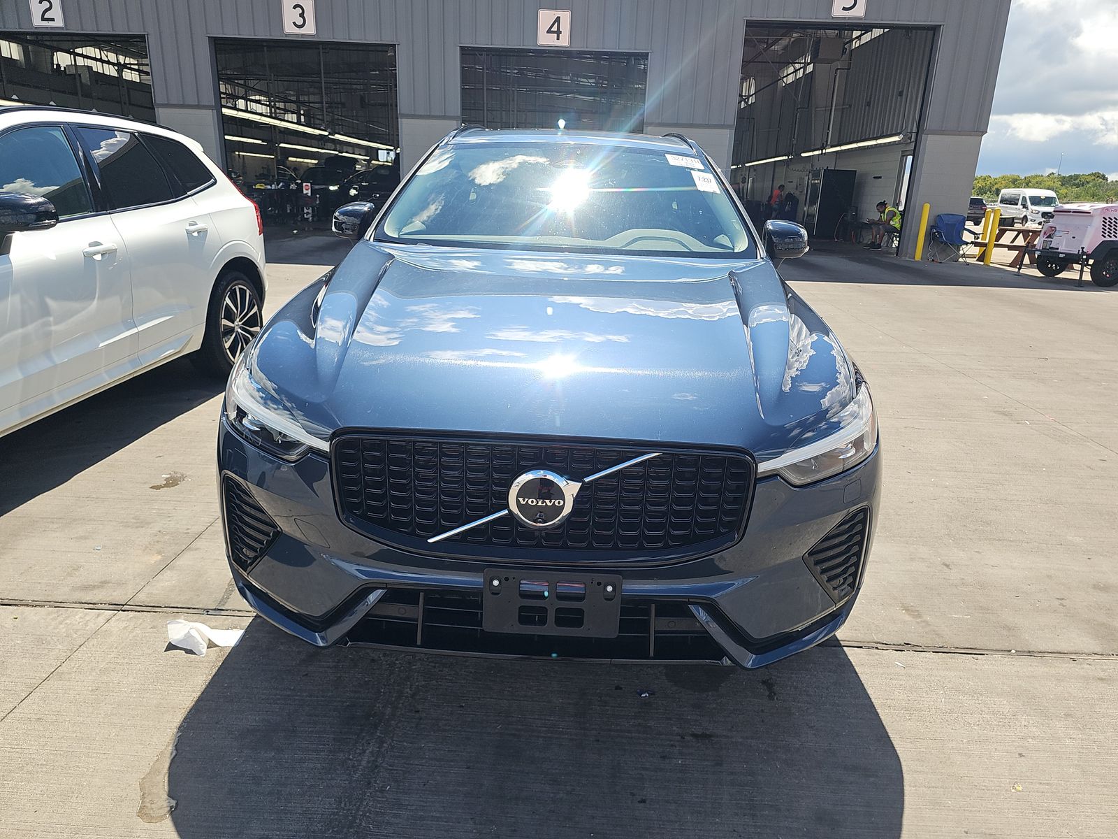 2025 Volvo XC60 B5 Plus AWD