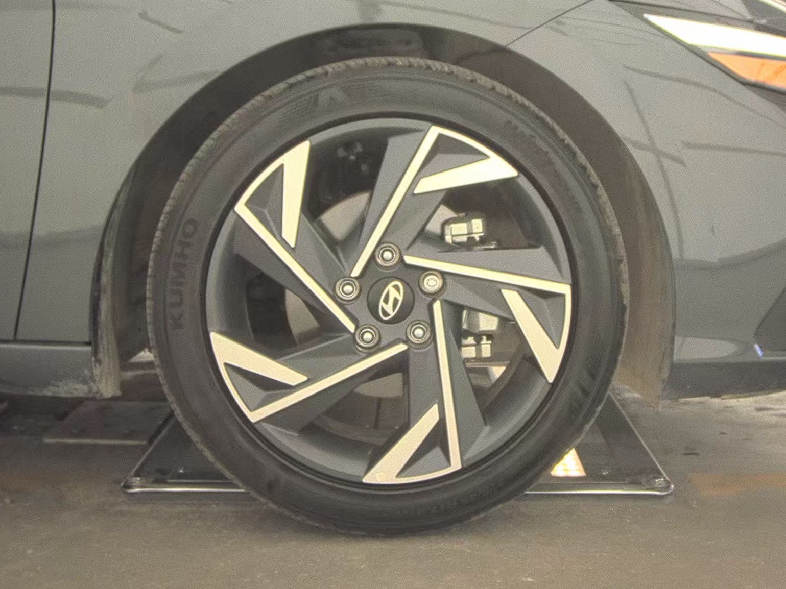 2025 Hyundai Elantra SEL Sport FWD