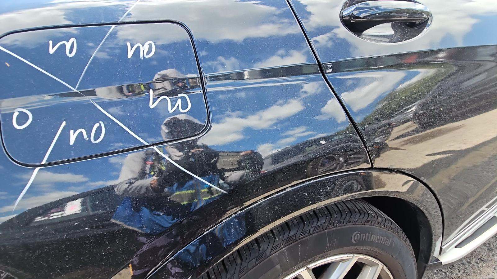 2023 BMW X7 xDrive40i AWD