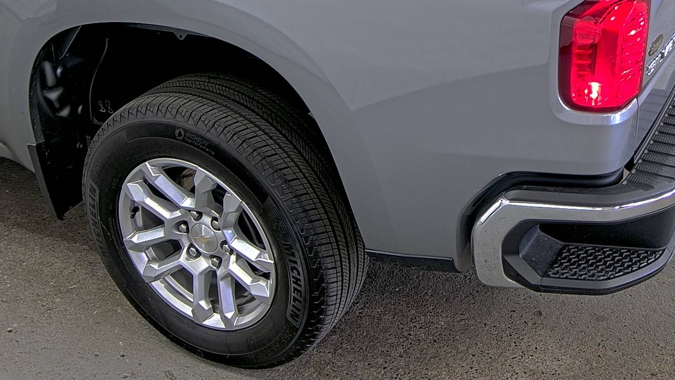 2023 Chevrolet Silverado 1500 LT AWD