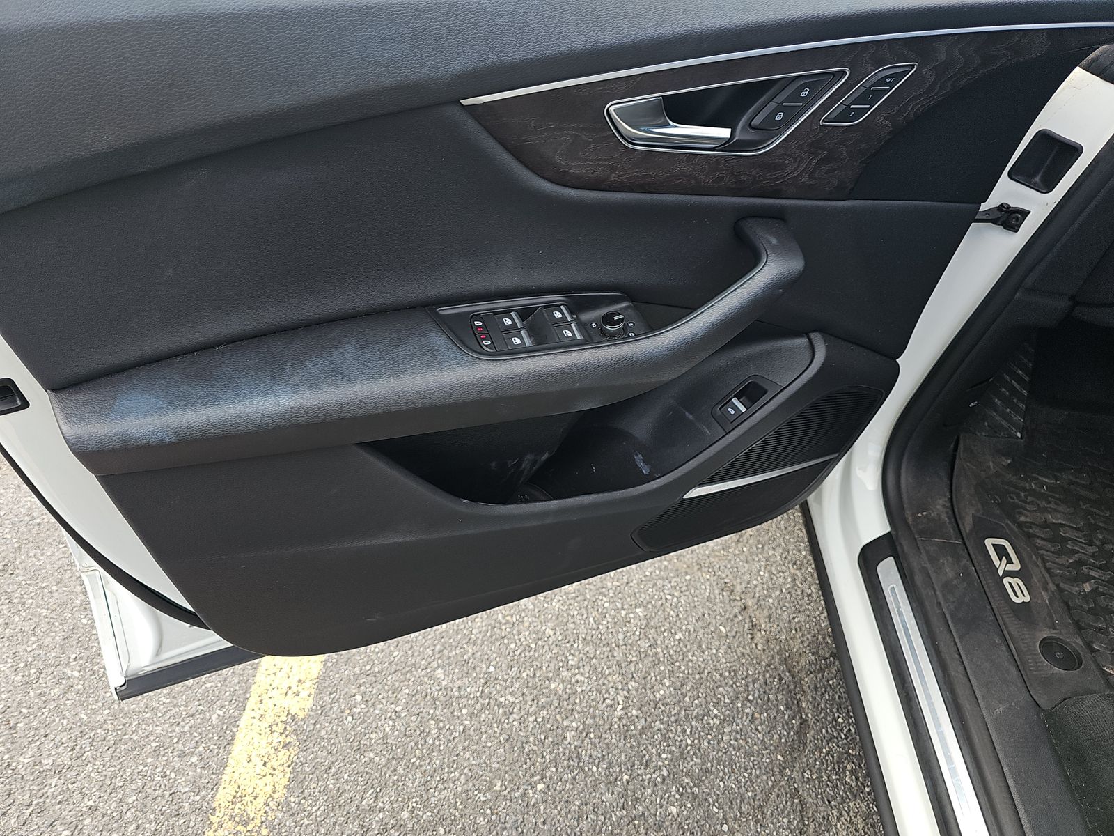 2022 Audi Q8 Premium Plus AWD