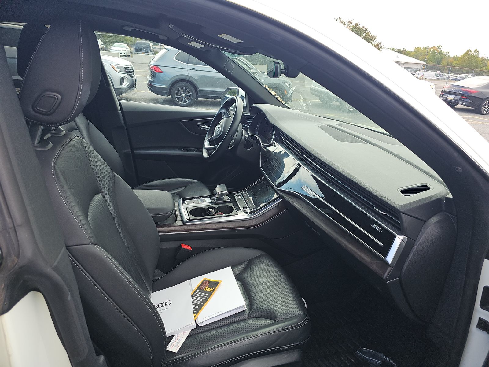 2022 Audi Q8 Premium Plus AWD