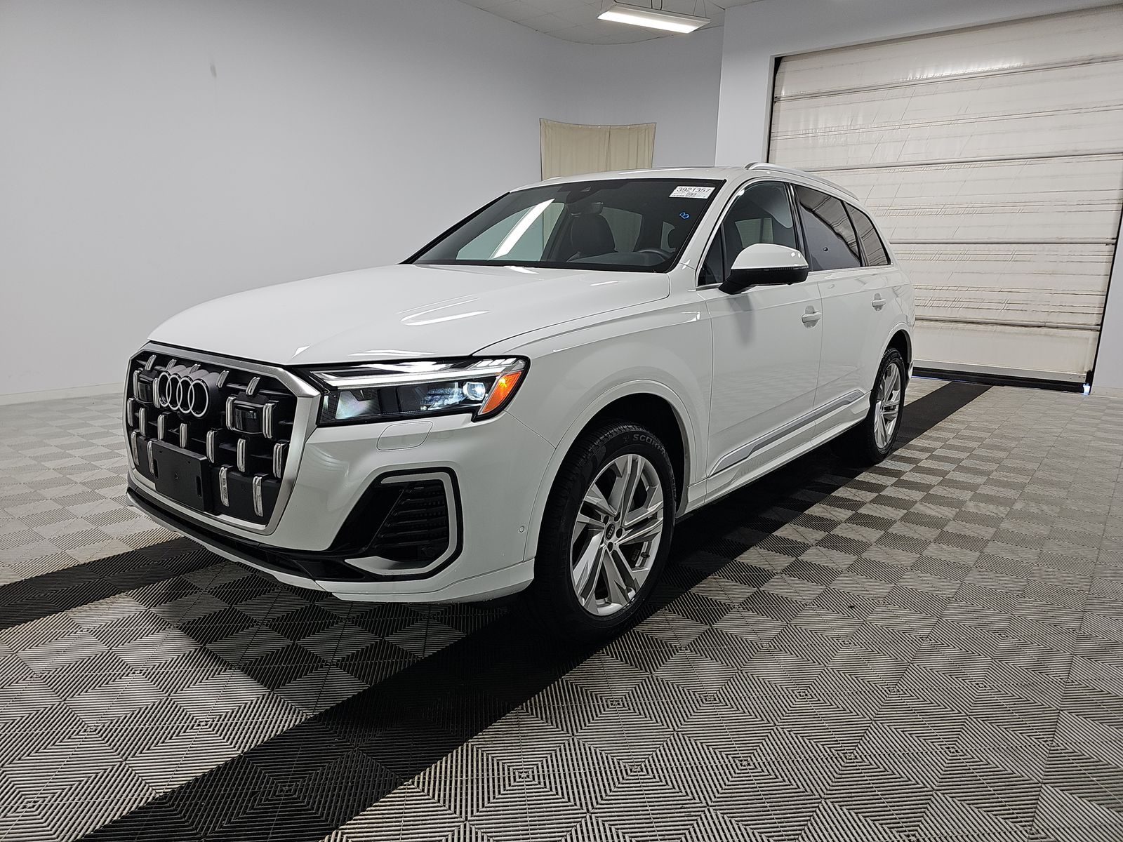 2025 Audi Q7 Premium Plus 55 TFSI