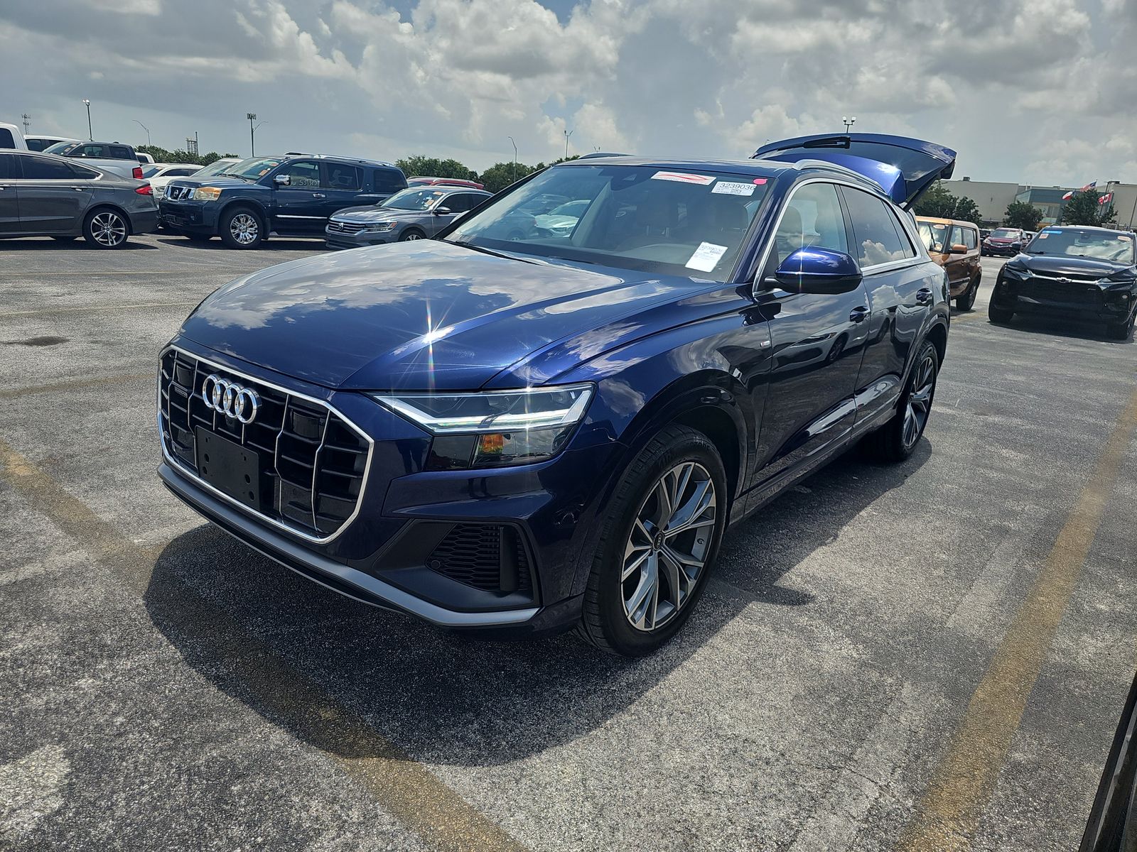 2022 Audi Q8 Premium Plus
