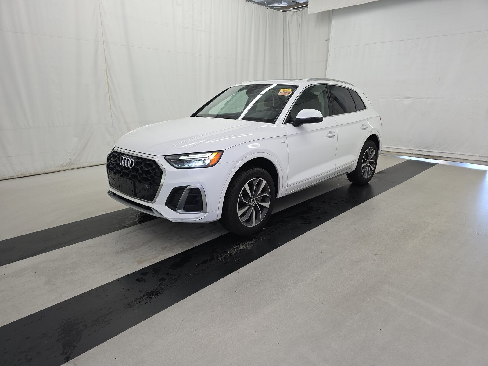2022 Audi Q5 S line Premium