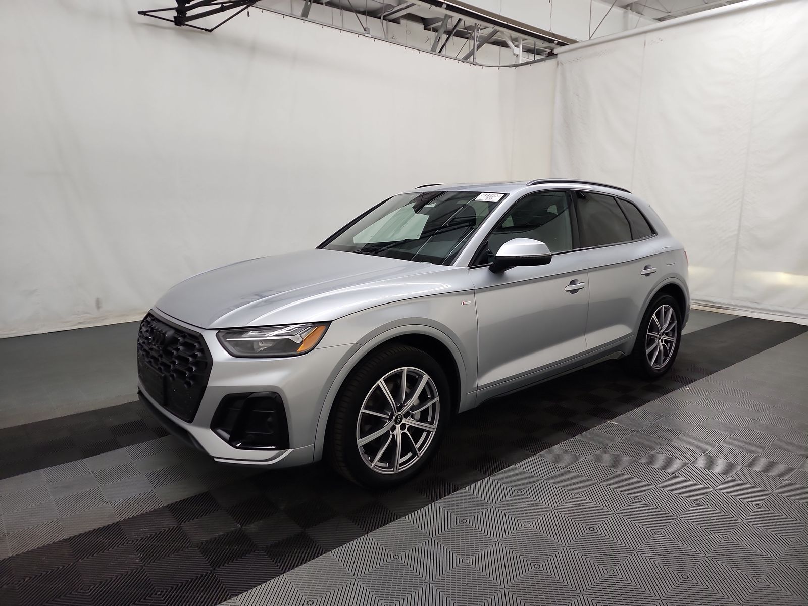 2023 Audi Q5 e Plug-In Hybrid S line Premium Plus