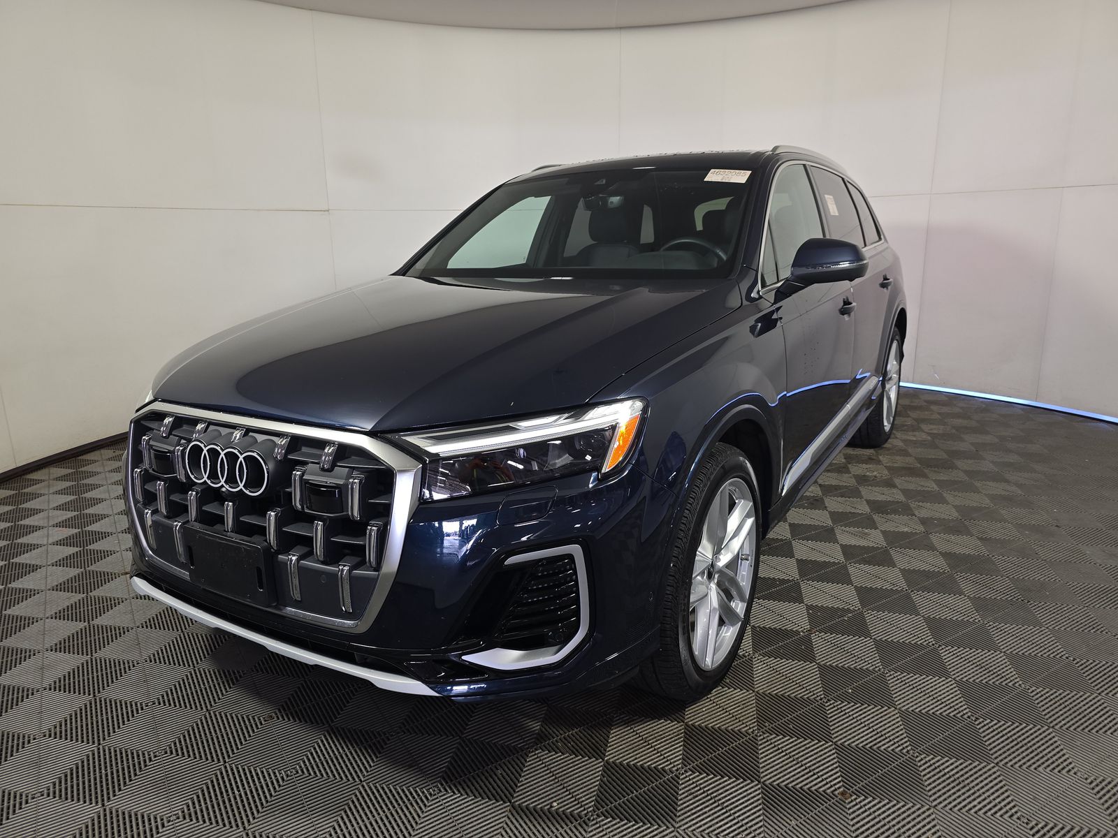 2025 Audi Q7 Premium Plus 55 TFSI