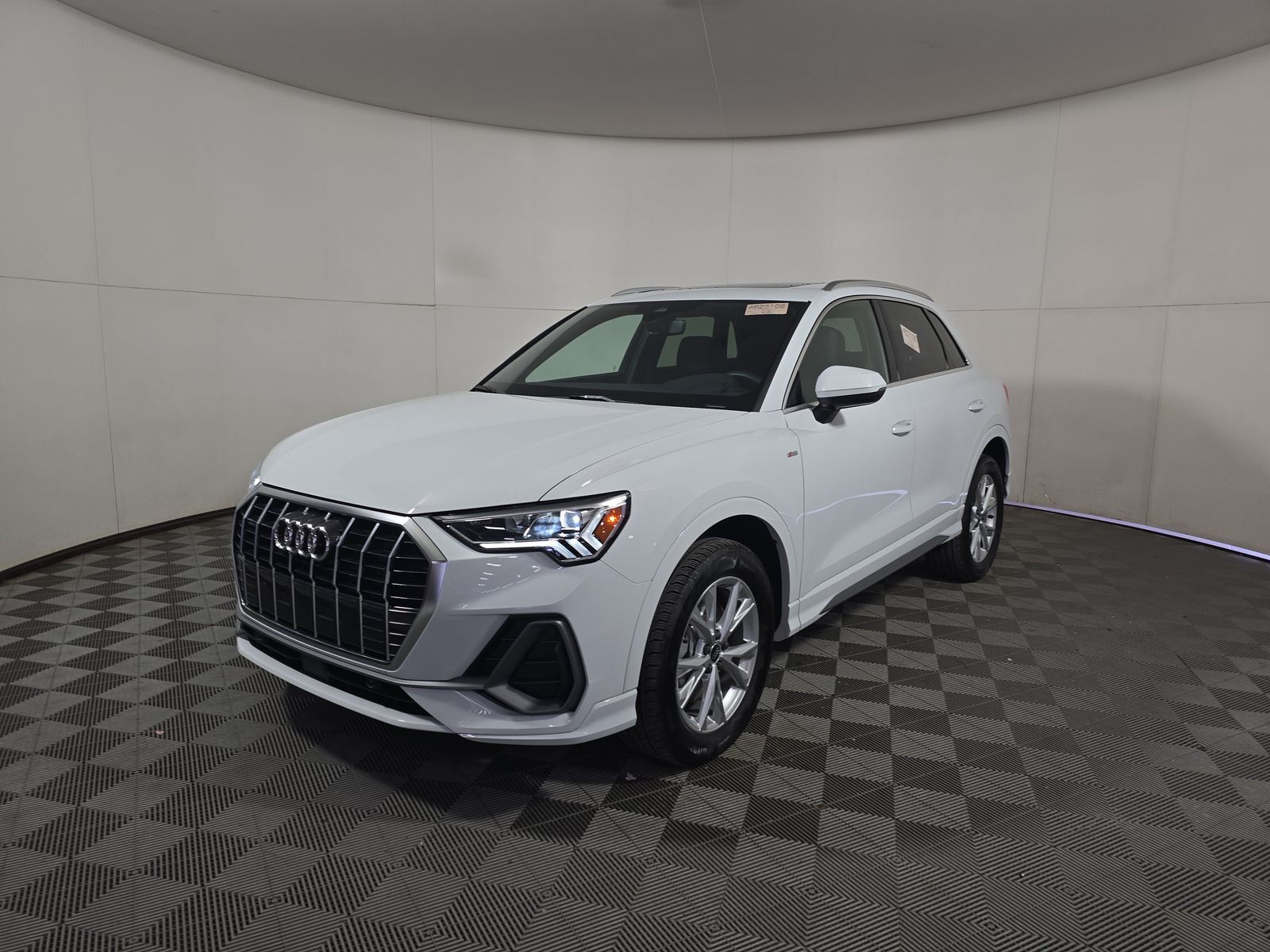 2024 Audi Q3 S line Premium 45 TFSI