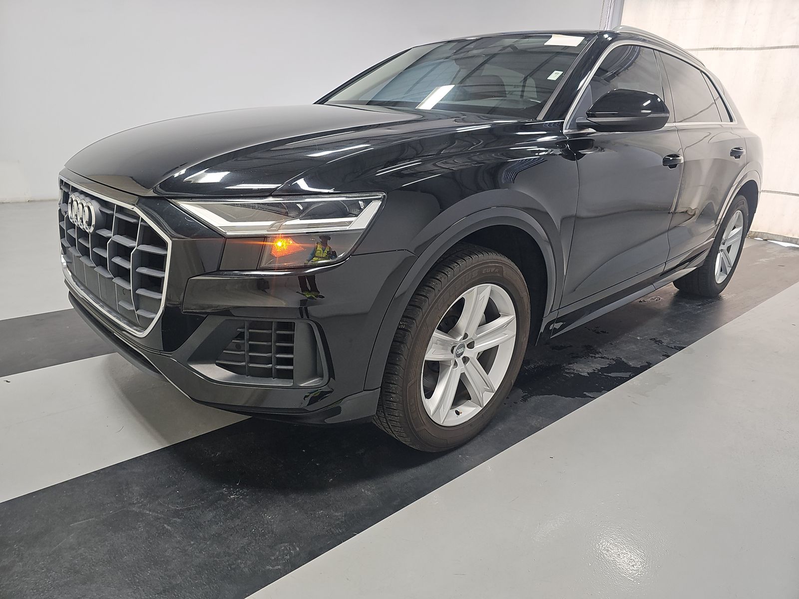2019 Audi Q8 Premium