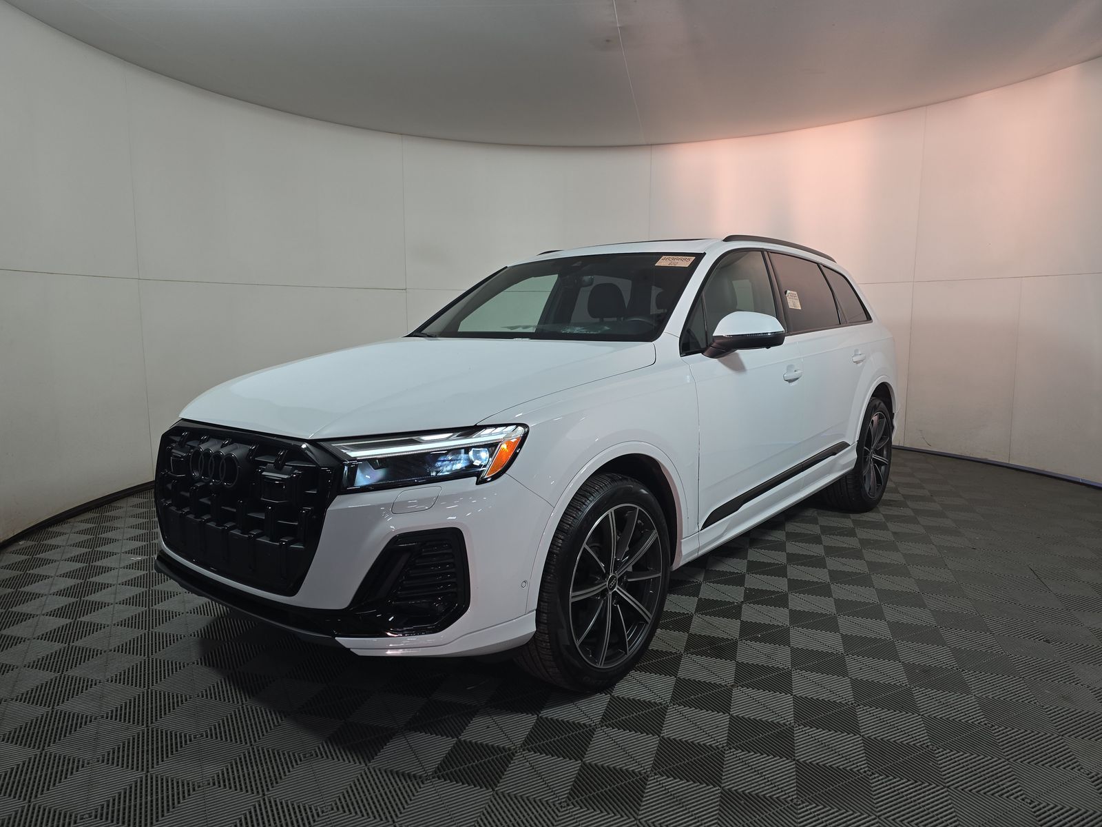 2025 Audi Q7 Premium Plus 45 TFSI