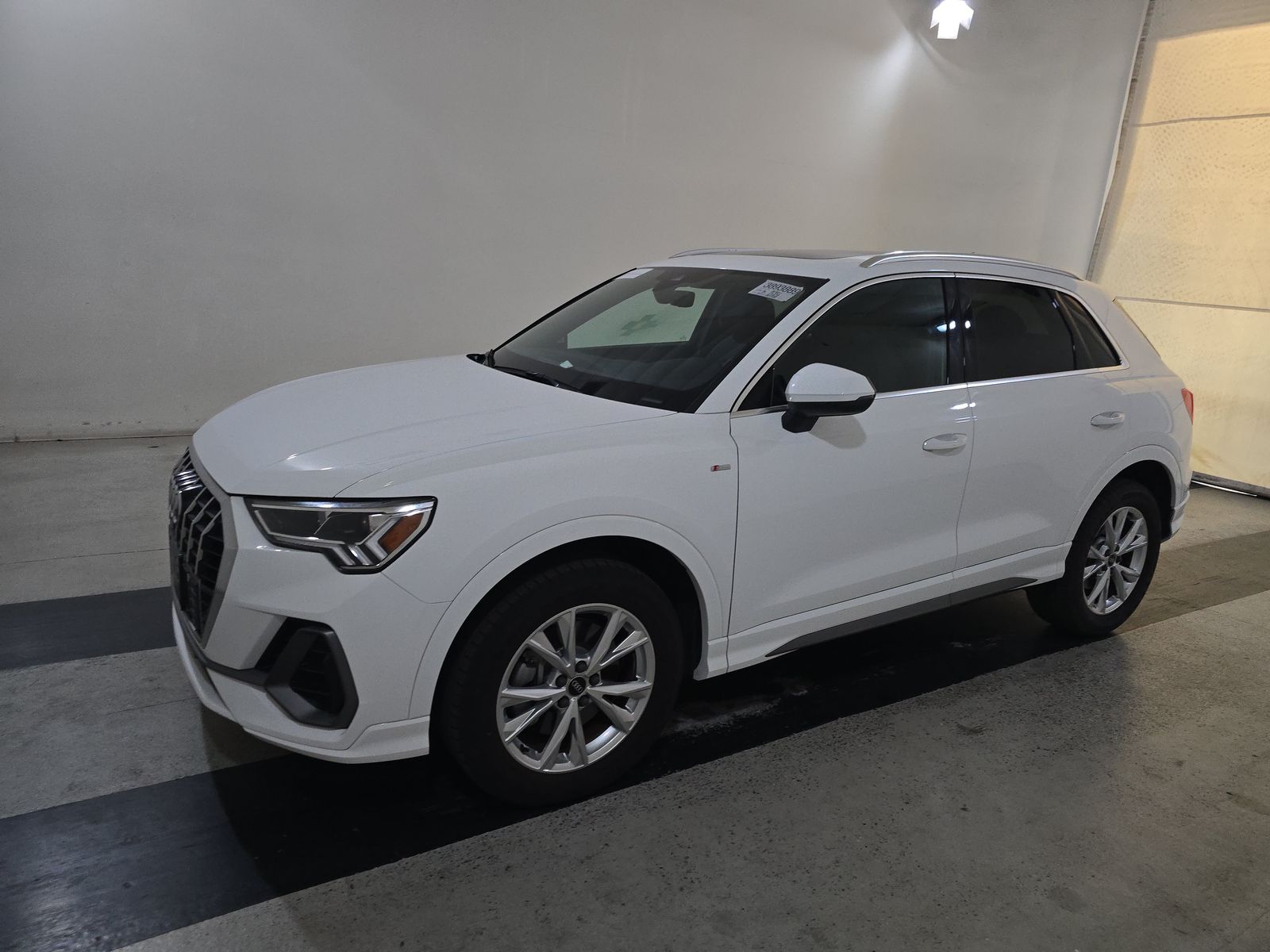 2023 Audi Q3 S line Premium
