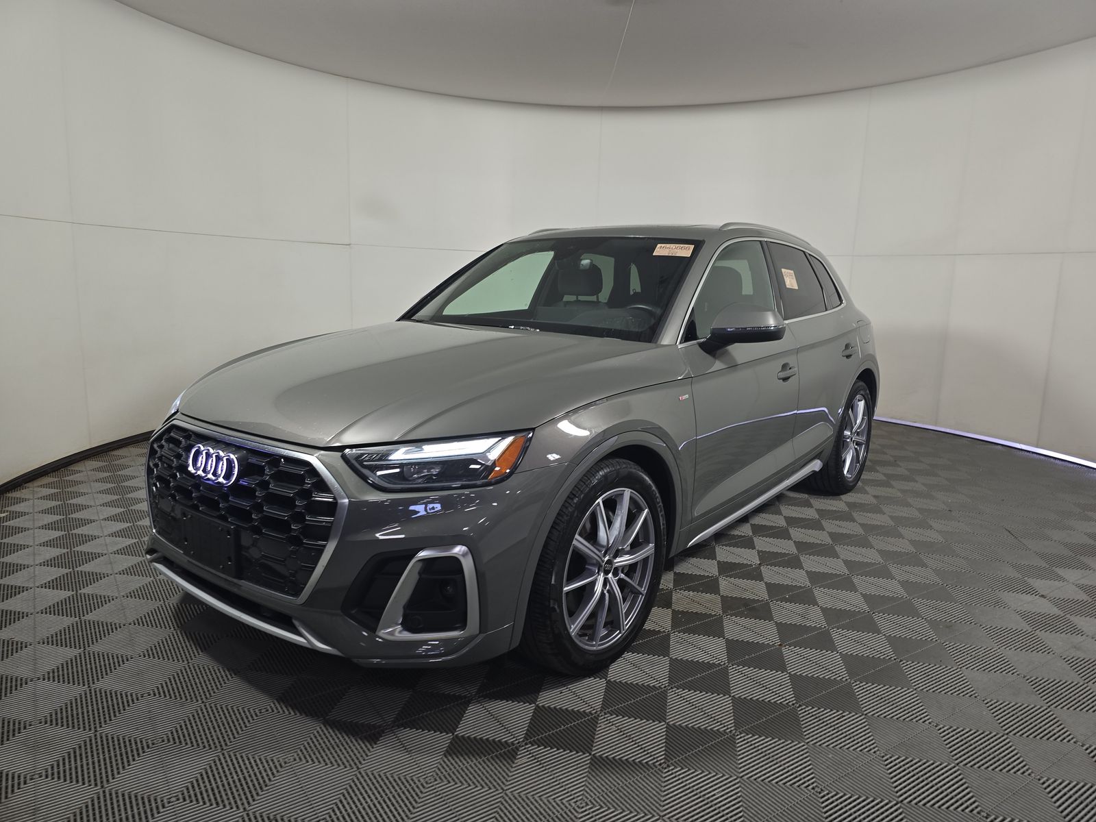 2023 Audi Q5 e Plug-In Hybrid S line Premium Plus