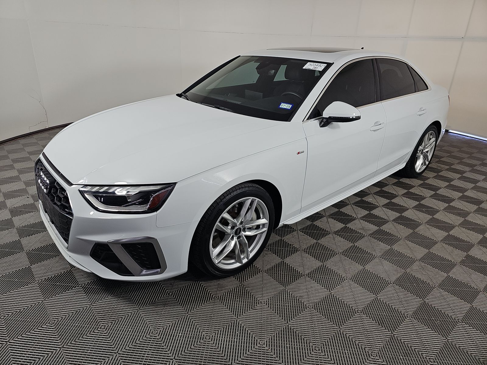 2022 Audi A4 Sedan S line Premium Plus