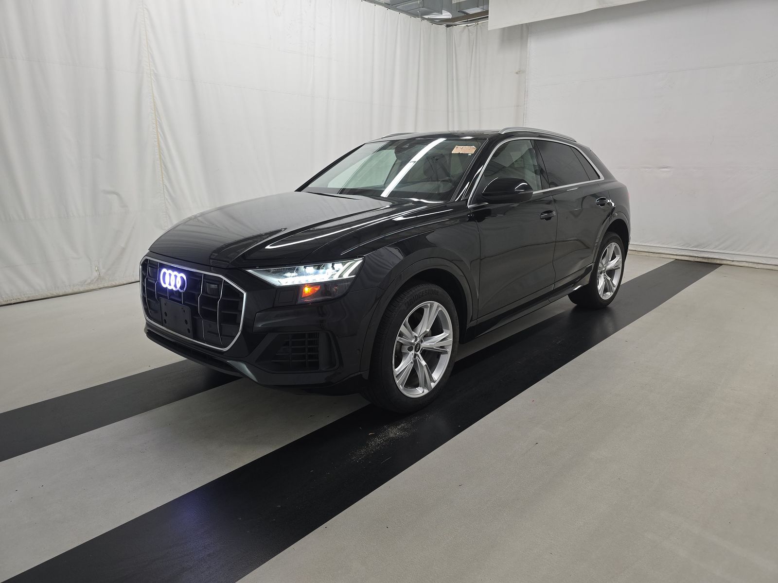 2023 Audi Q8 Premium Plus