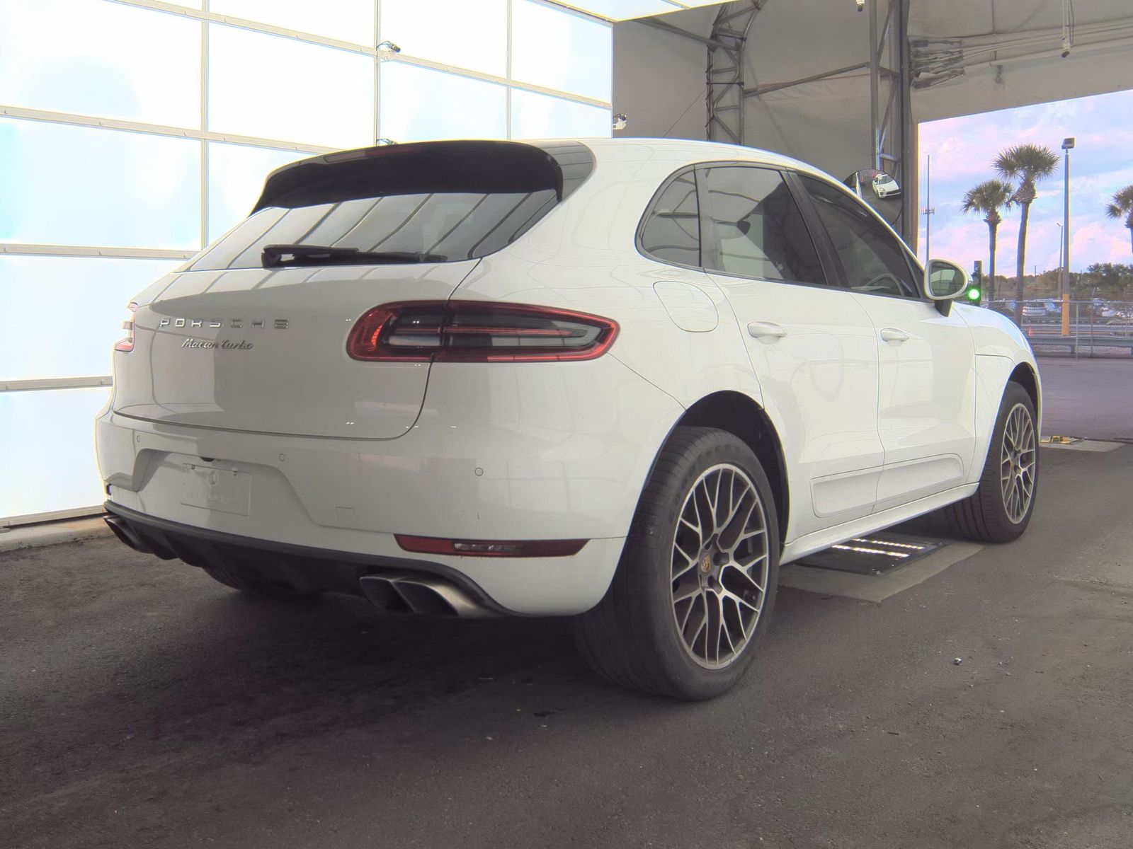 2015 Porsche Macan Turbo AWD