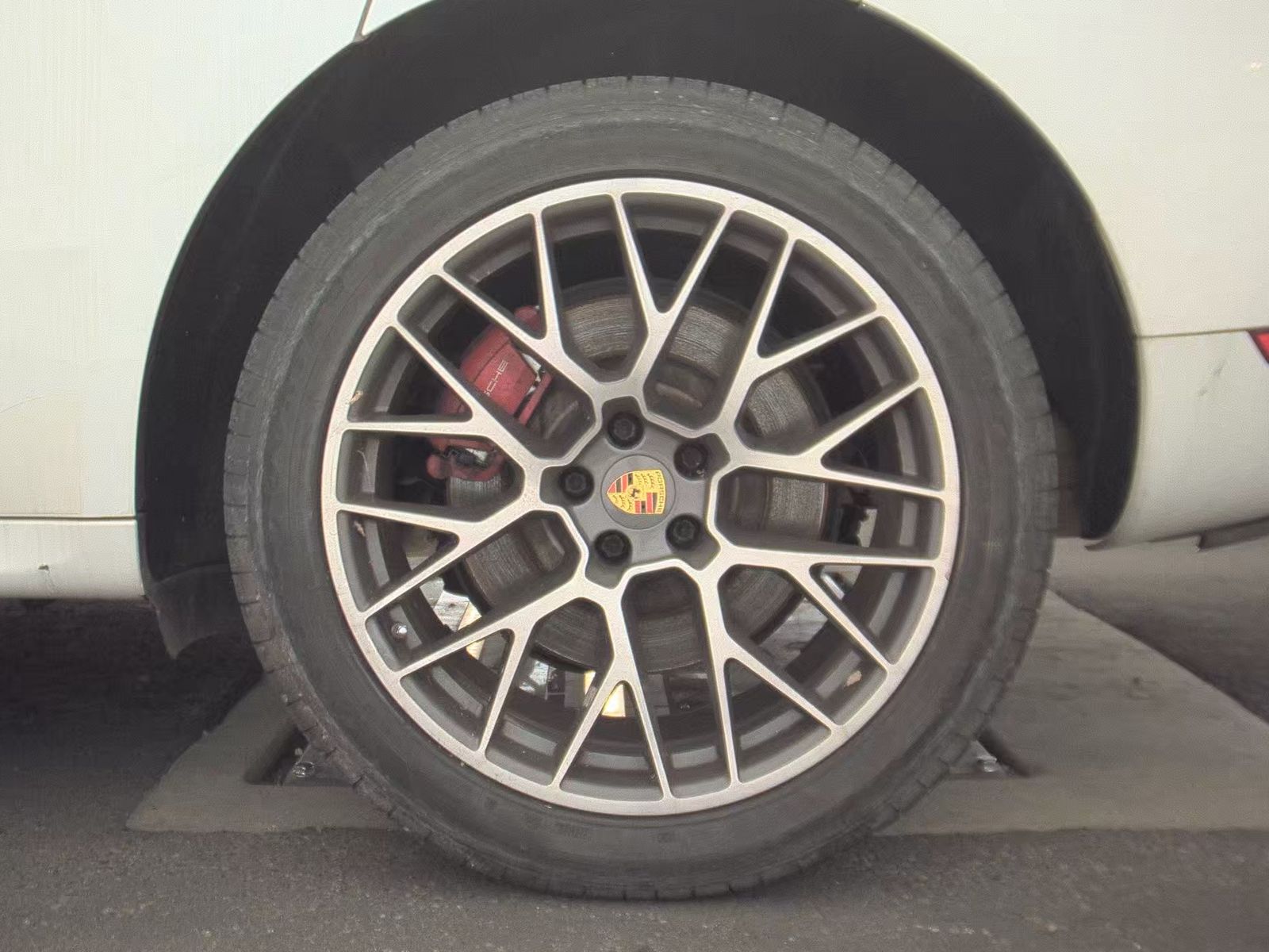 2015 Porsche Macan Turbo AWD