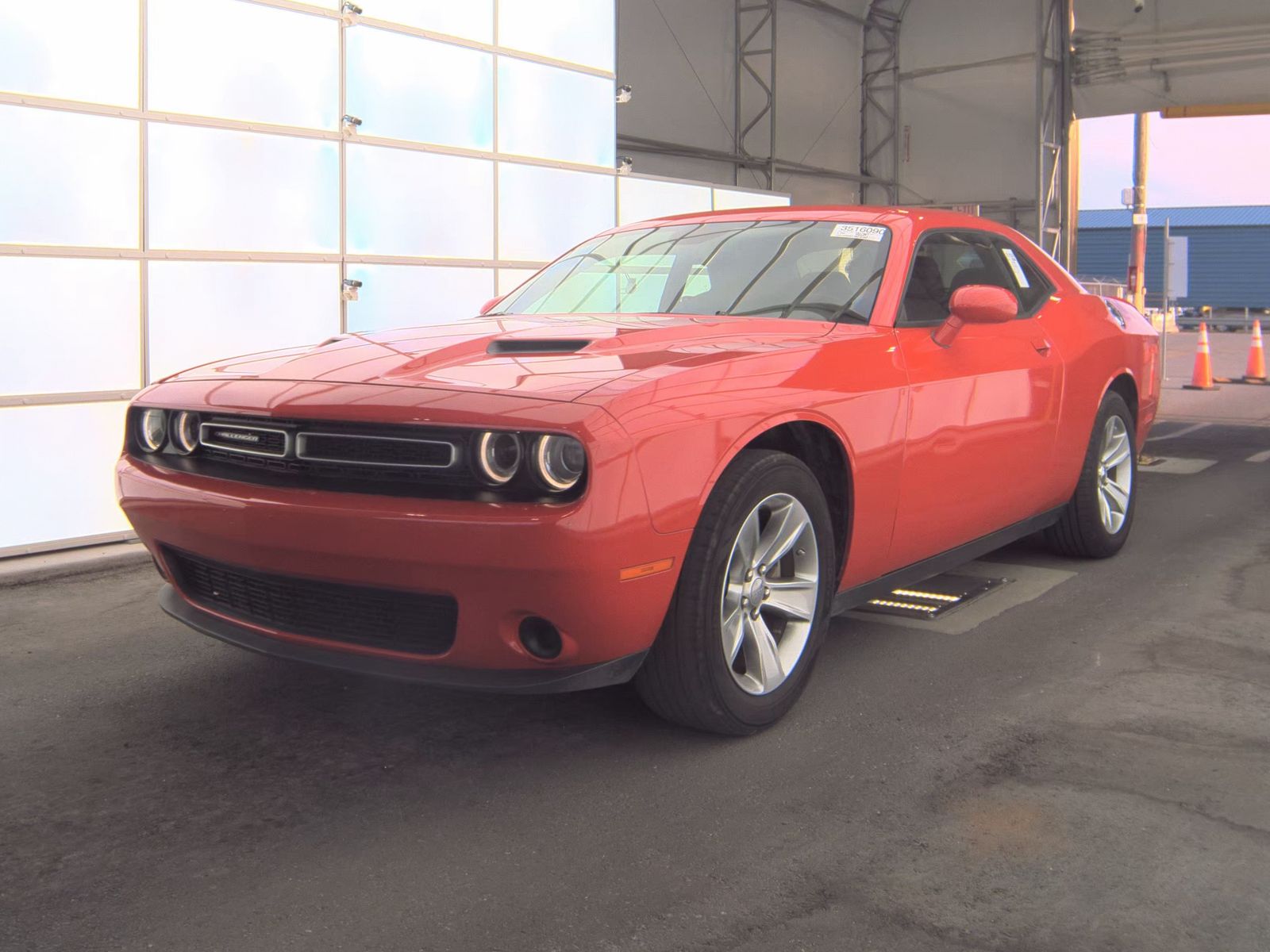2022 Dodge Challenger SXT RWD