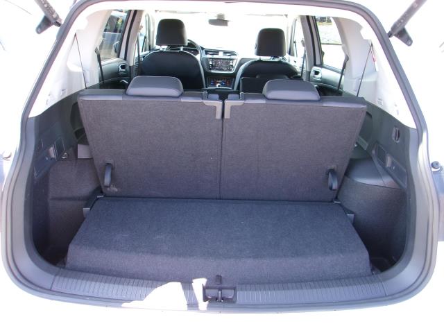 2024 Volkswagen Tiguan 2.0T SE FWD