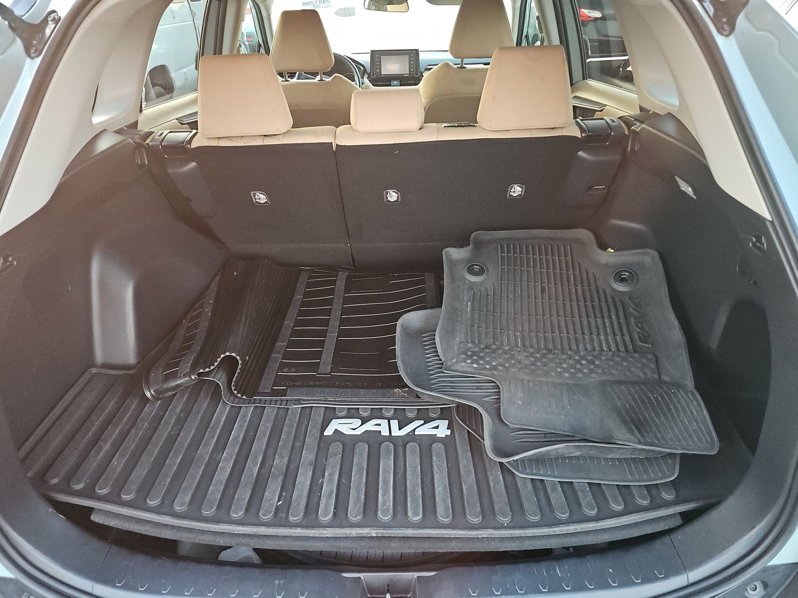 2021 Toyota RAV4 XLE AWD