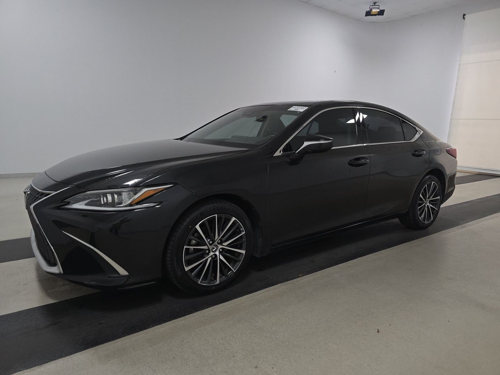 2023 Lexus ES 250