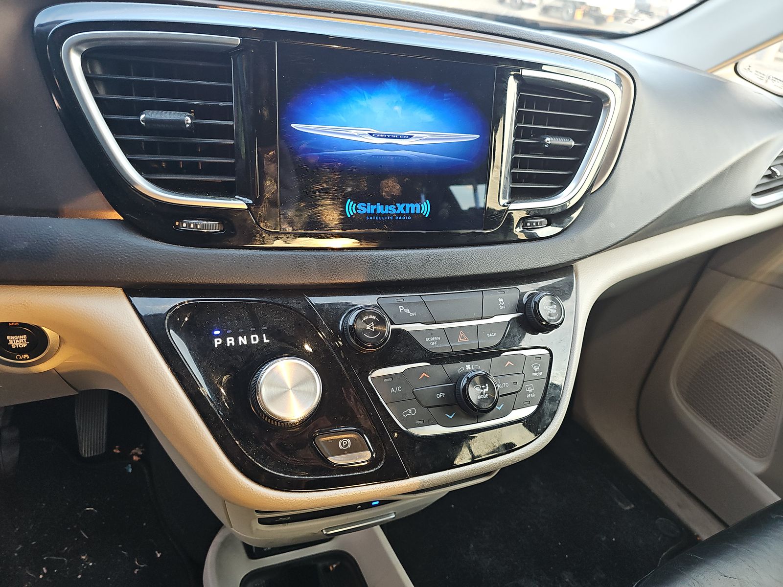 2017 Chrysler Pacifica Touring L Plus FWD