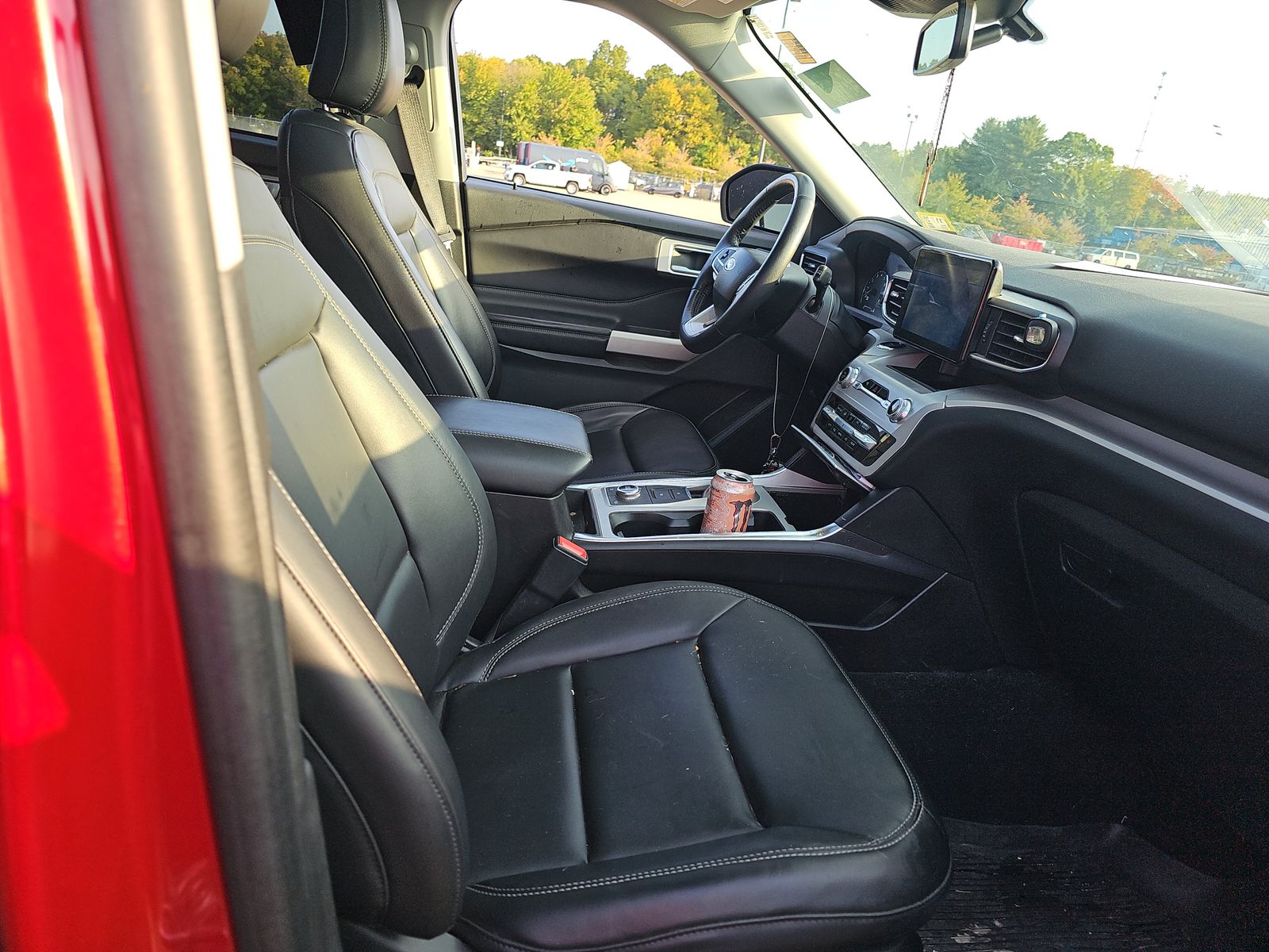 2023 Ford Explorer XLT AWD