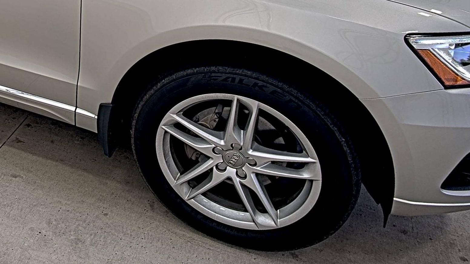 2017 Audi Q5 2.0T Premium Plus AWD