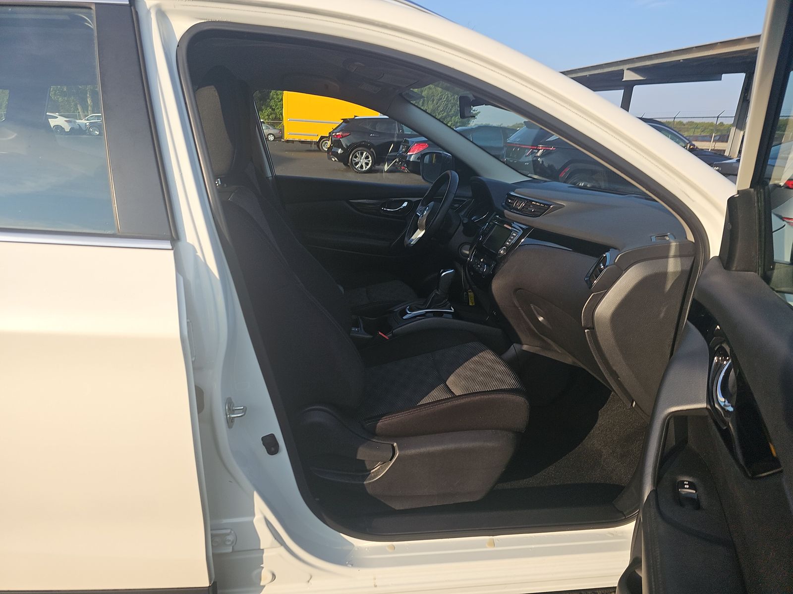 2022 Nissan Rogue Sport SV AWD