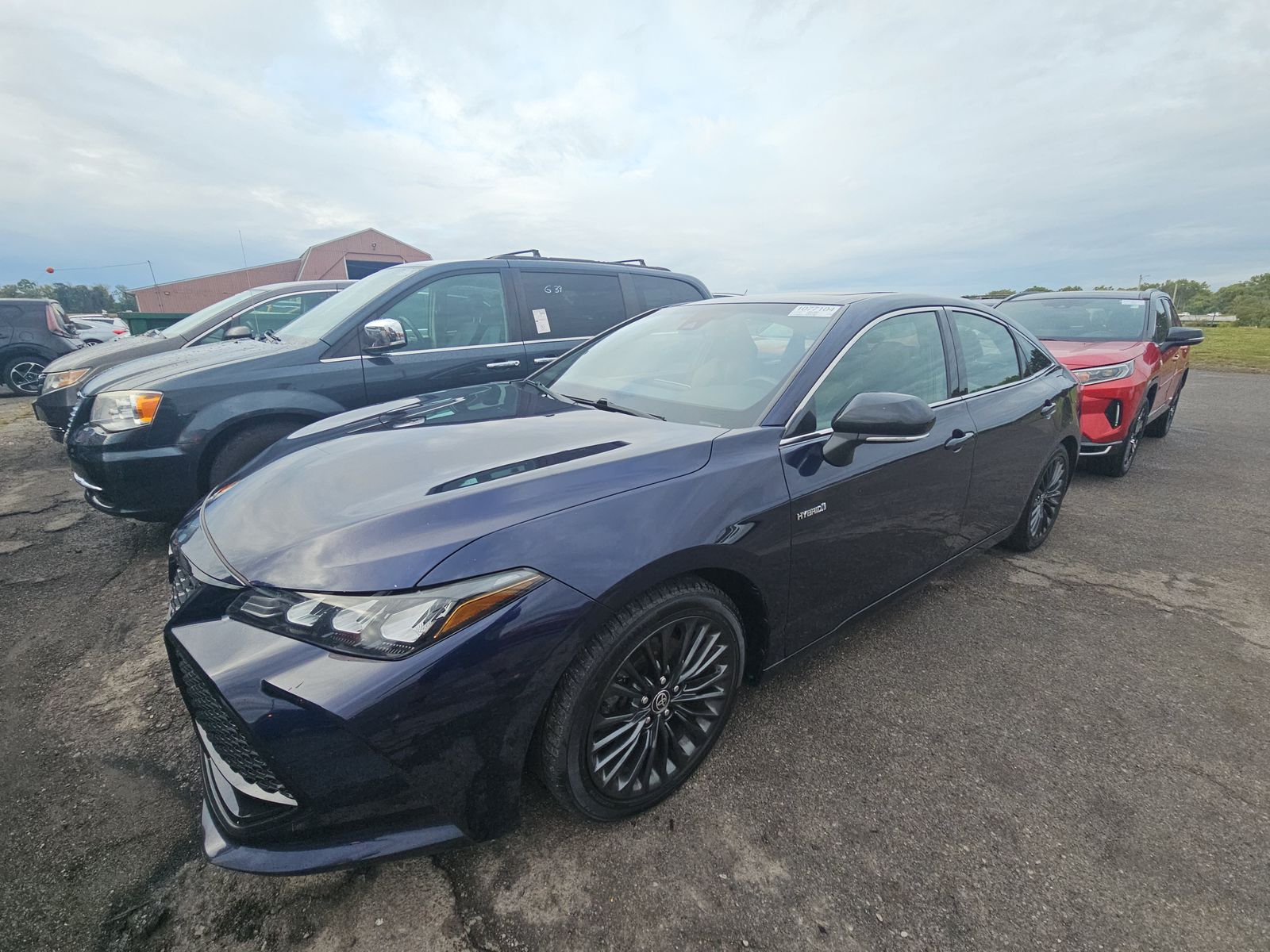 2021 Toyota Avalon Hybrid XSE FWD