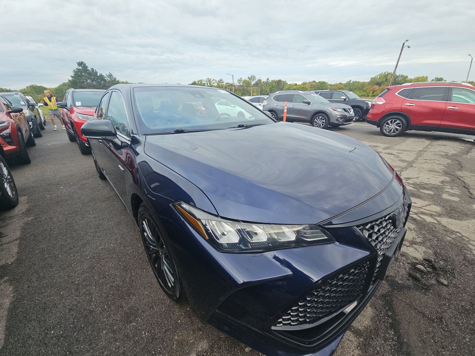 2021 Toyota Avalon Hybrid XSE FWD