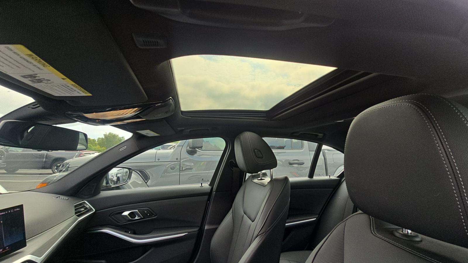 2024 BMW 3 Series 330i xDrive AWD