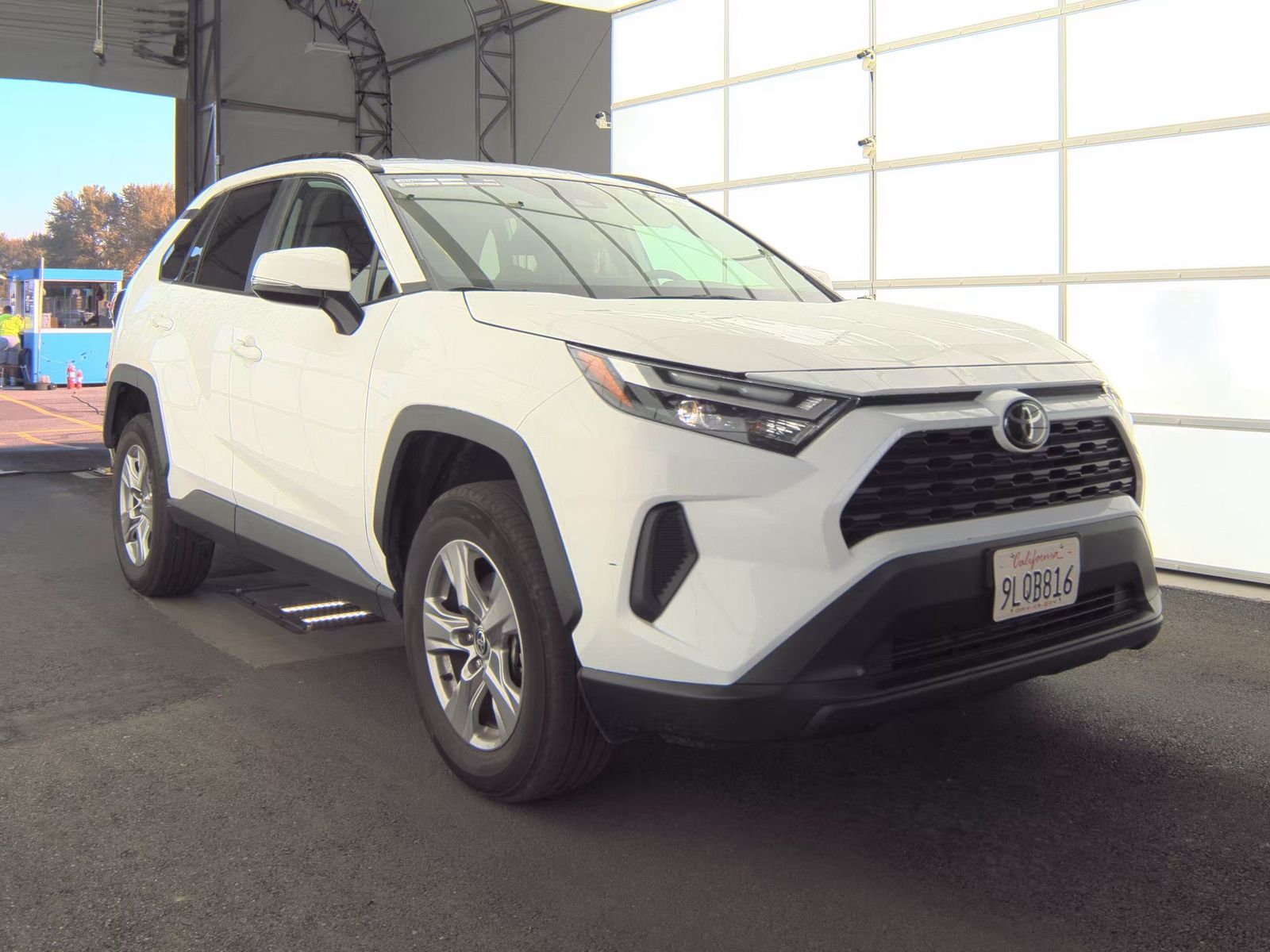 2024 Toyota RAV4 XLE FWD