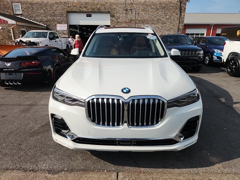 2022 BMW X7 xDrive40i AWD