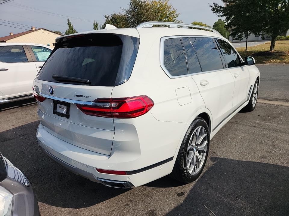 2022 BMW X7 xDrive40i AWD