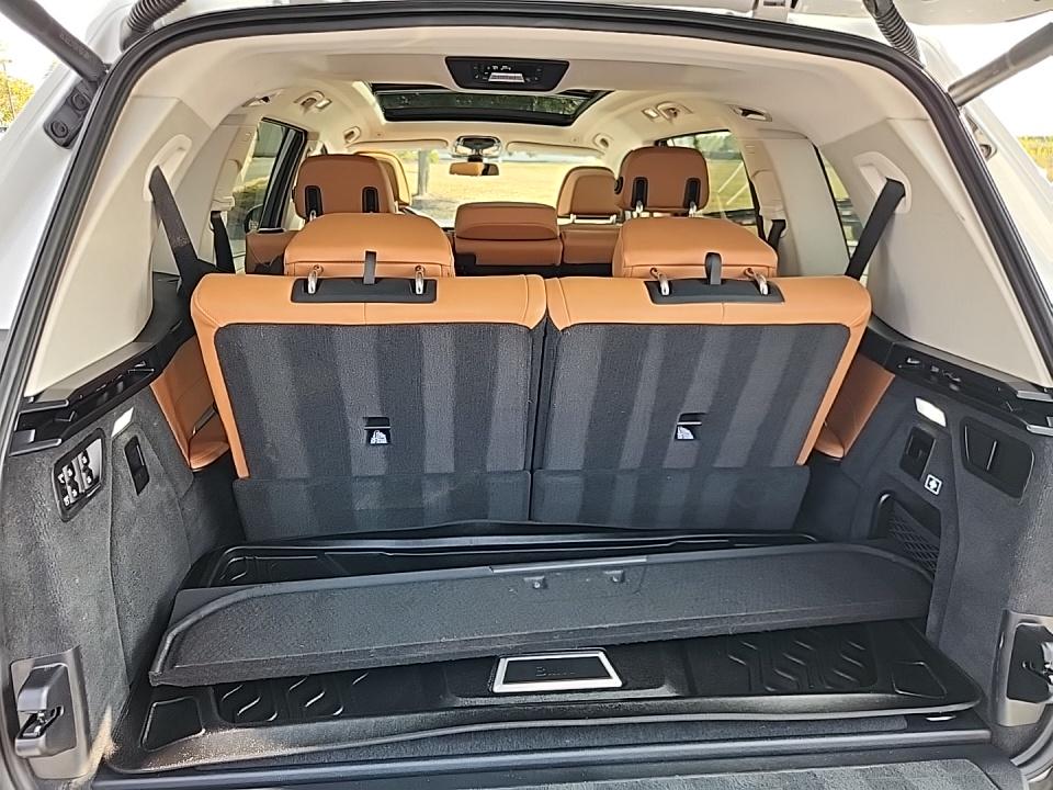 2022 BMW X7 xDrive40i AWD