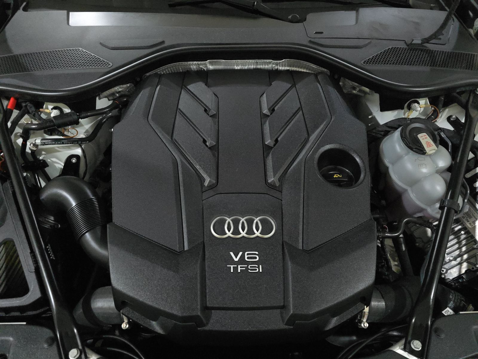 2022 Audi A8 Base AWD