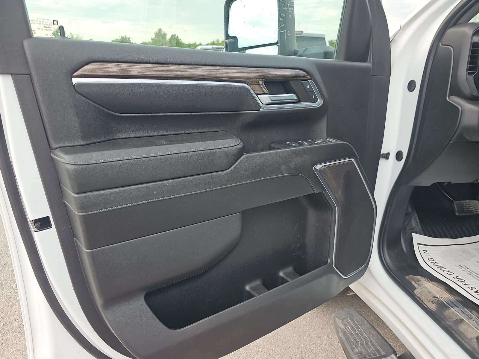 2024 Chevrolet Silverado 2500HD LT AWD