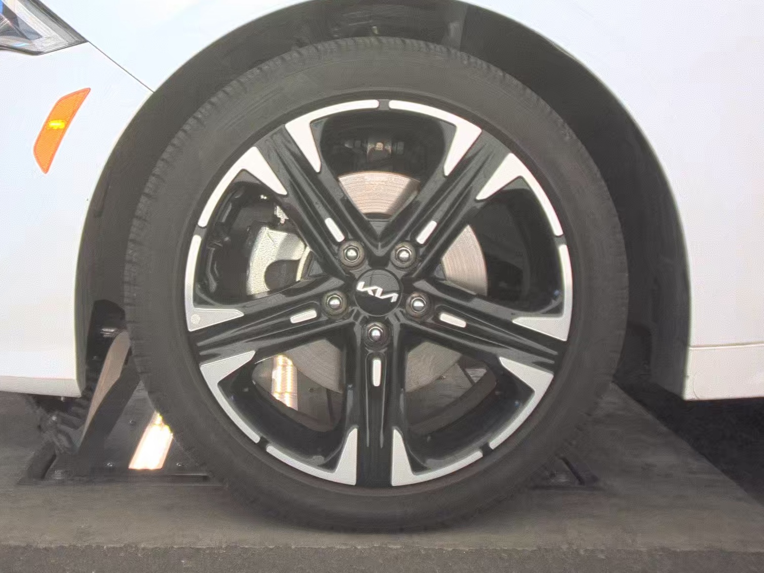 2024 Kia K5 GT-Line FWD