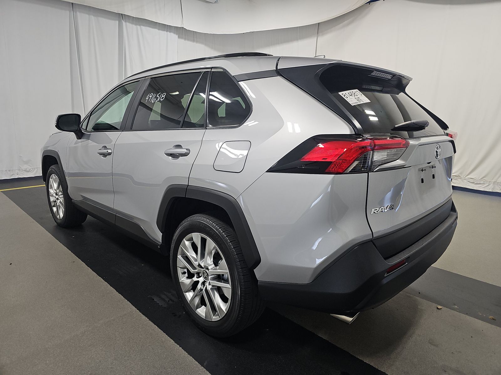 2024 Toyota RAV4 XLE Premium FWD